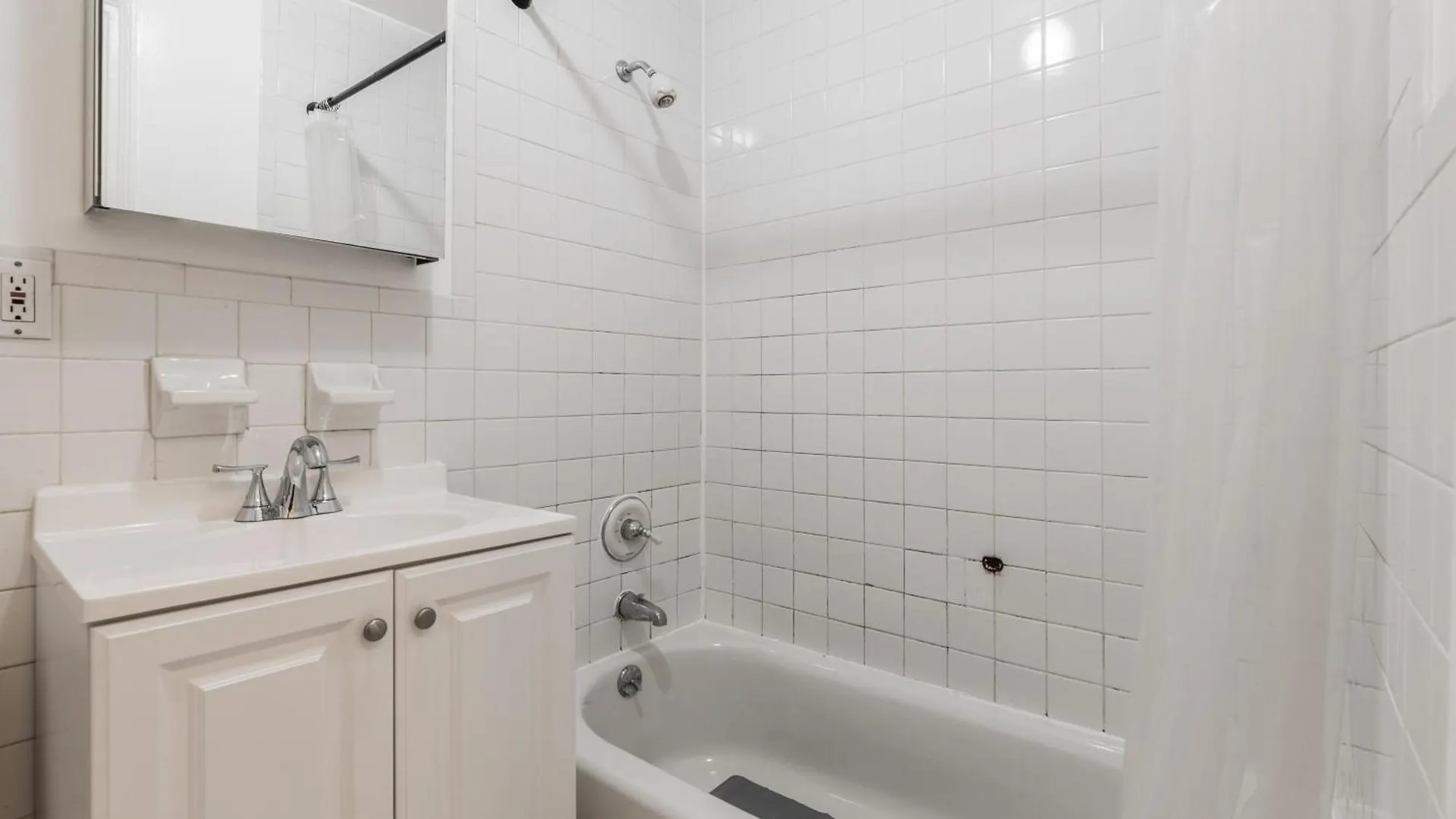 Monthly Nyc Rentals - Flawless 2 Bedroom Apartment New York